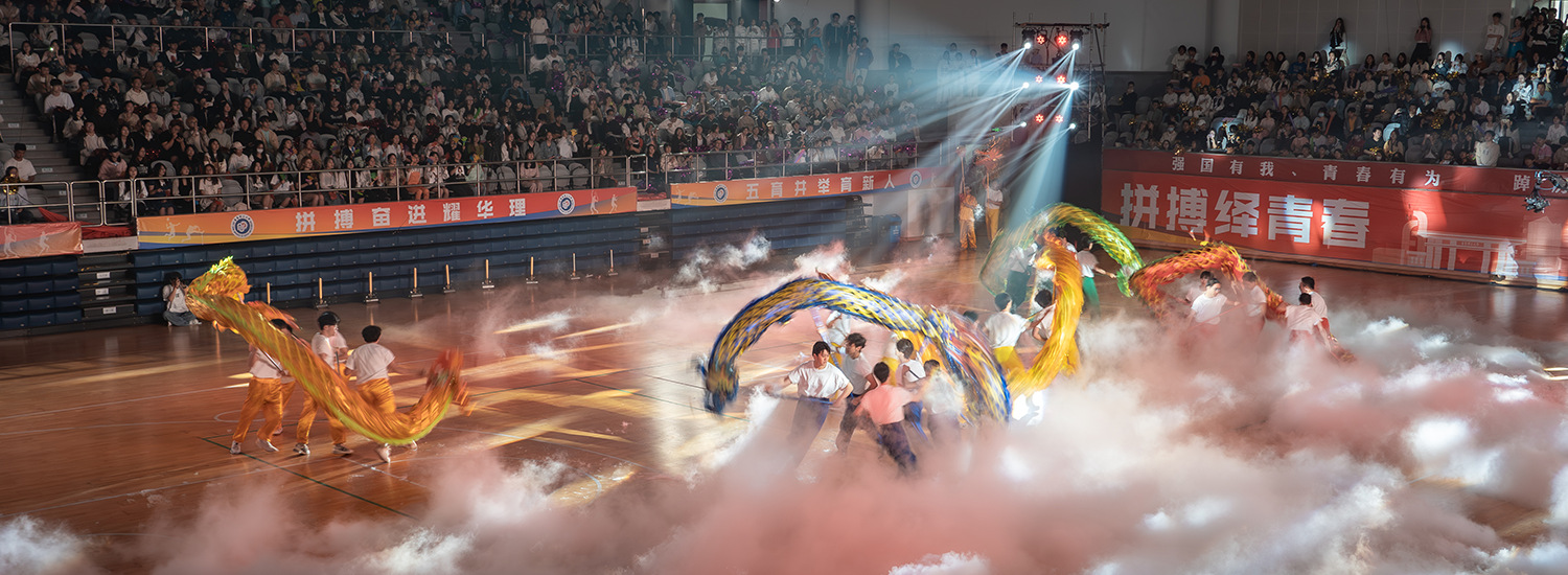 莱奥一剑封喉，AC米兰1-0复仇拉齐奥，登顶意甲积分榜坐山观虎斗